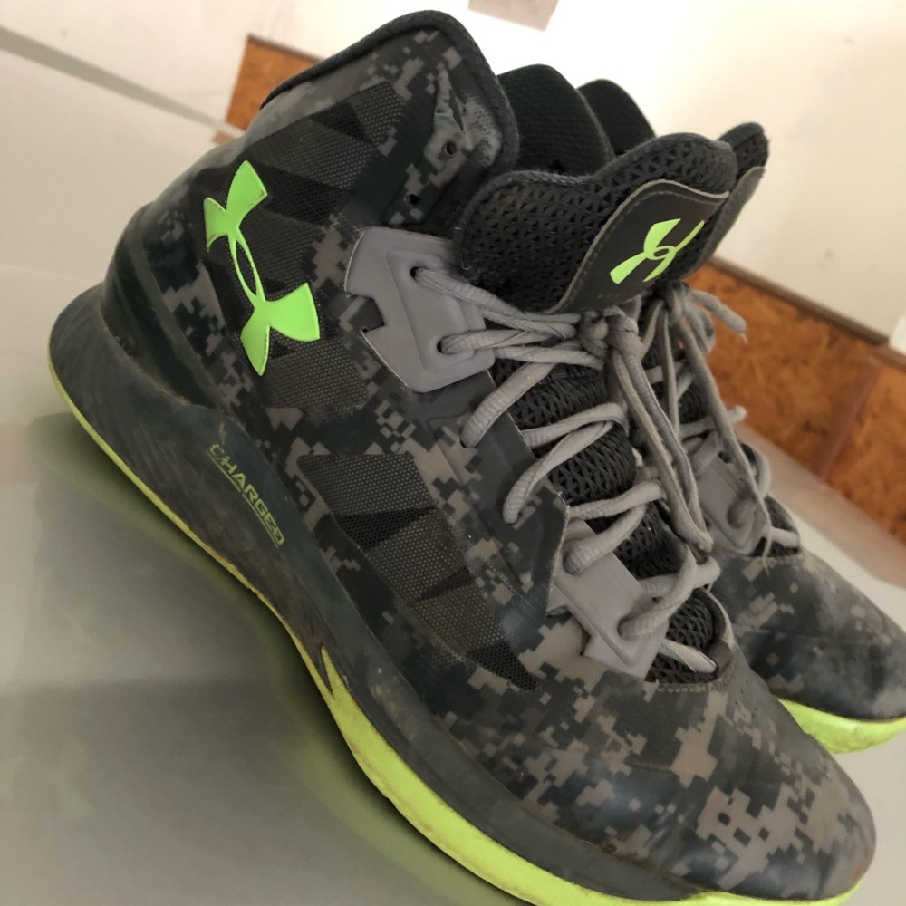 Under Armour Men’s high top